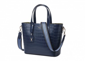 192079 CROC EMBOSSED LEATHER TOTE BAG